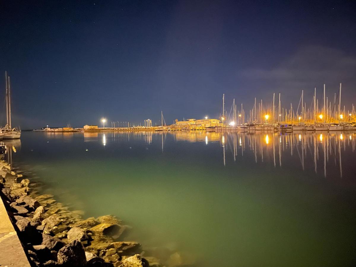Studio Face A La Mer 4 Couchages - Gratuits Piscine Tennis Et Un Parking Prive Rare Et Tres Utile - Vue Magnifique Sur La Mer - Agreable En Toutes Saisons Ile Des Pecheurs - La Brigantine - Emplacement Et Vue Rares Au Cap D'Agde Eksteriør billede